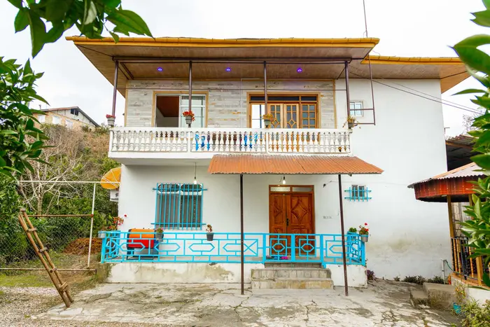 ویلا سه خوابه جنگلی استخردار آبگرم غنمی