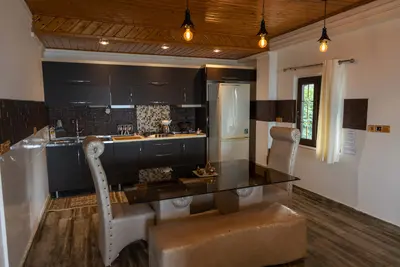 ویلا سه خوابه تریپلکس استخردار آبگرم بام اربکله