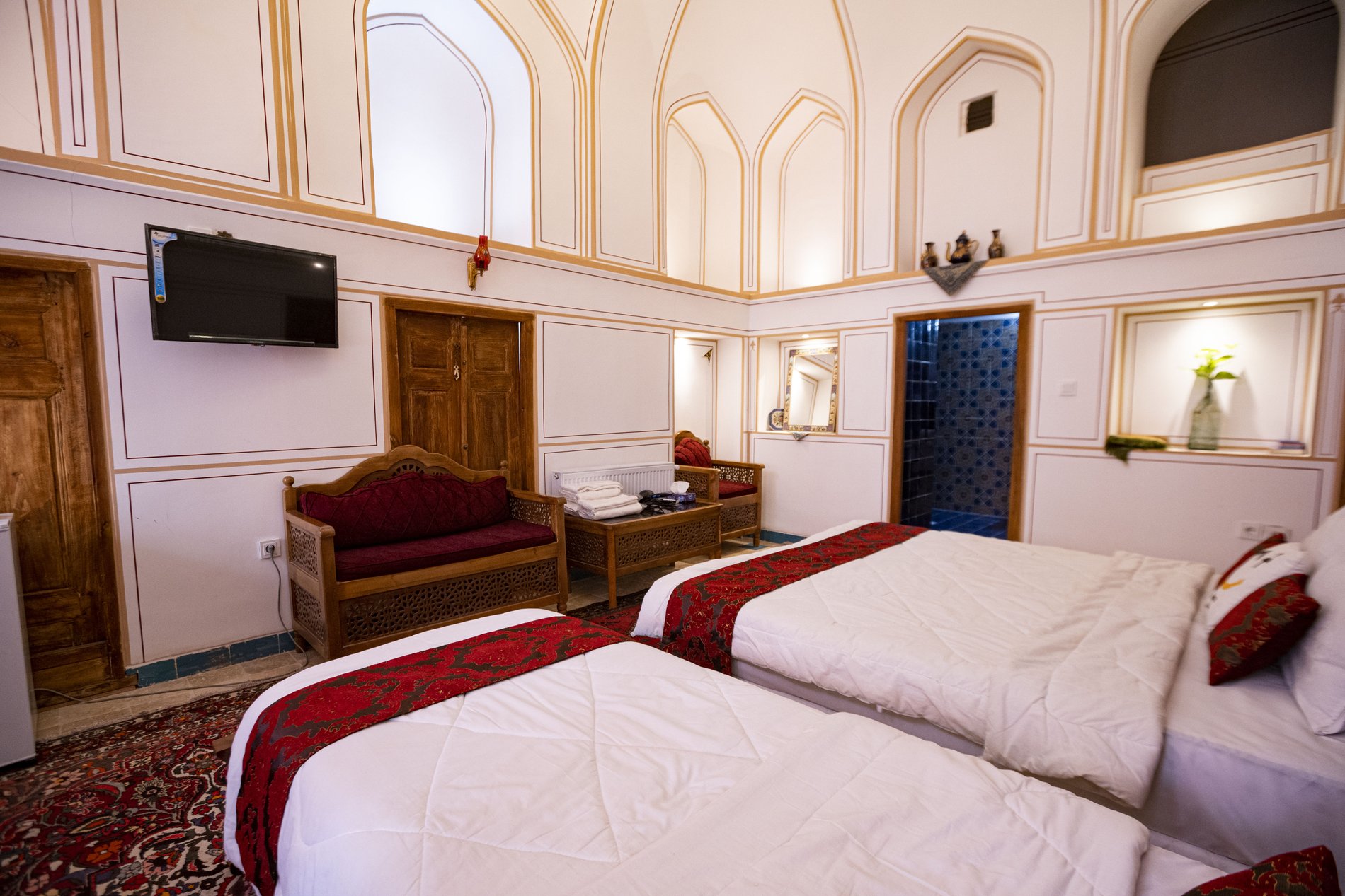 یاس اصفهان - واحد شاهپسند 2