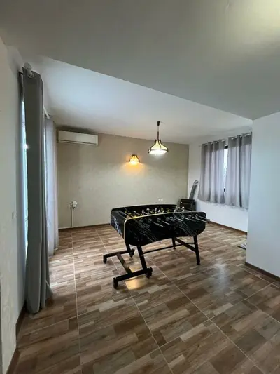 ویلا دوخوابه جکوزی دار کارن 1