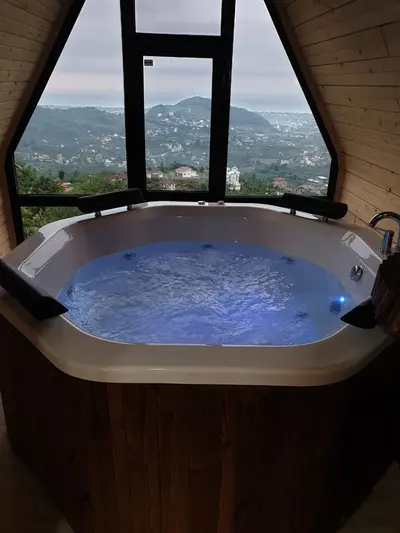 کلبه دوخوابه جنگلی سوئیسی دوبلکس جانا