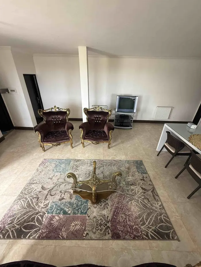 سوئیت یک خوابه قلعه گردن - انتخاب عنوان تصویر