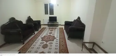 آپارتمان یک خوابه صدرا 9