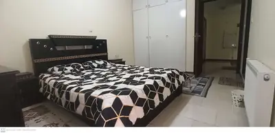 آپارتمان یک خوابه صدرا 9