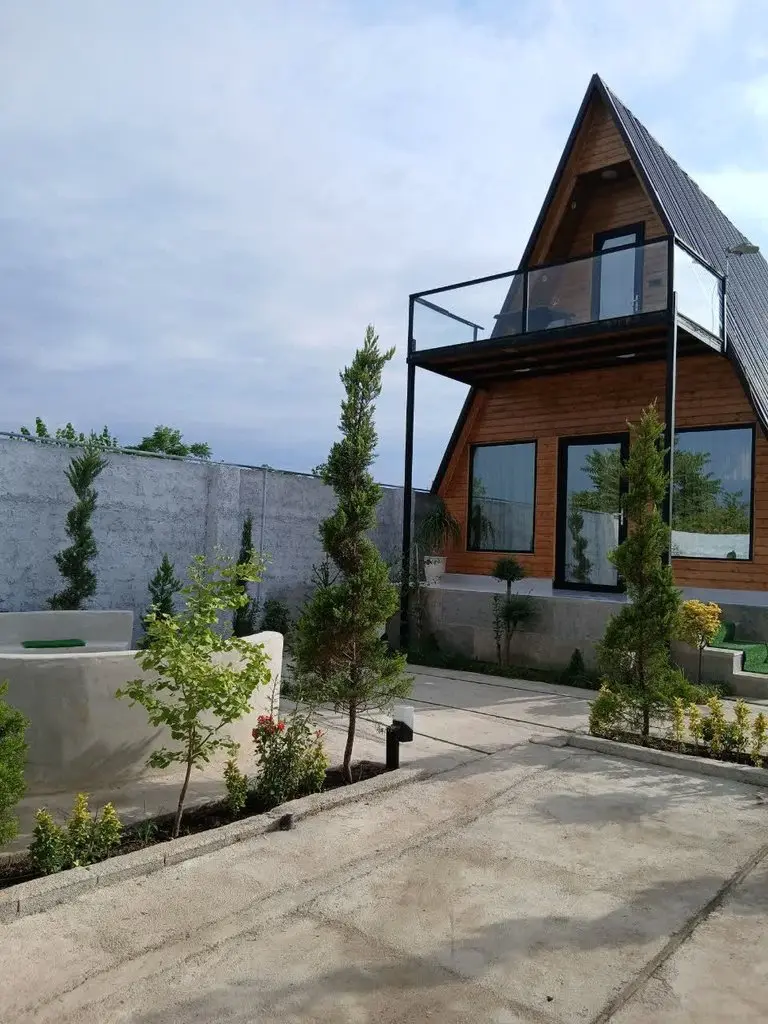 کلبه سه خوابه سوئیسی تجن