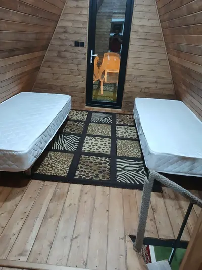 کلبه سه خوابه سوئیسی تجن