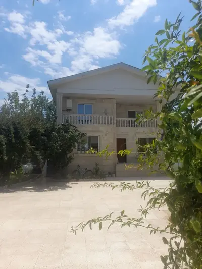 ویلا یک خوابه صنوبر سبز