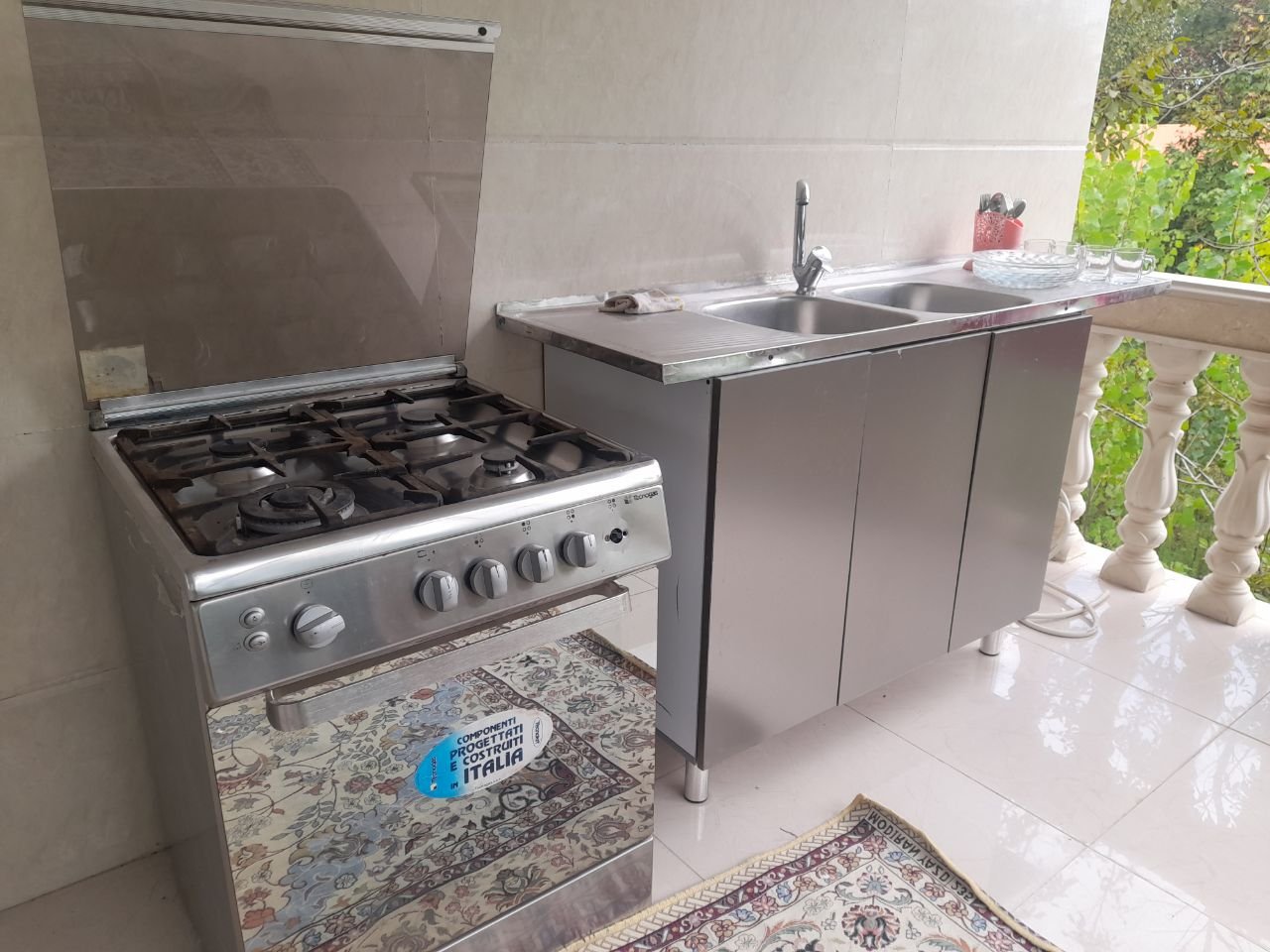 یک خوابه صنوبر سبز