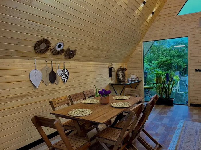 کلبه دوخوابه سوئیسی تی ته