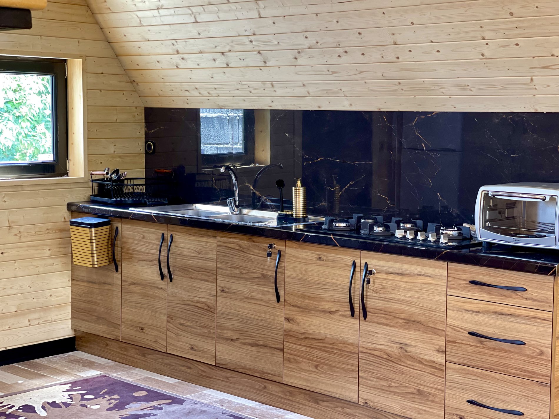 دوخوابه سوئیسی تی ته