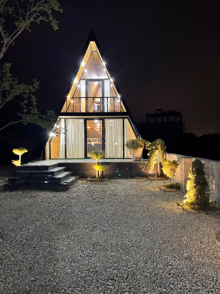 کلبه یک خوابه جکوزی دار آریس