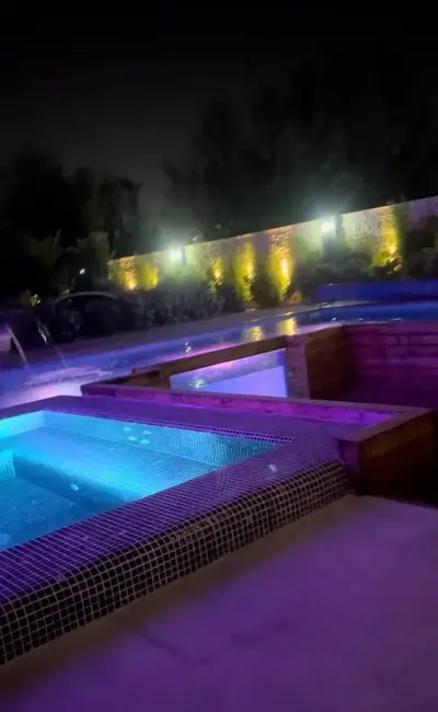 ویلا شش خوابه استخردار آبگرم جهان آرا