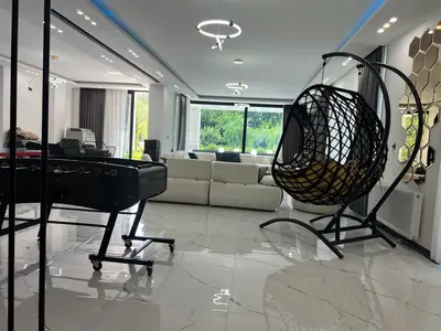 ویلا شش خوابه استخردار آبگرم جهان آرا