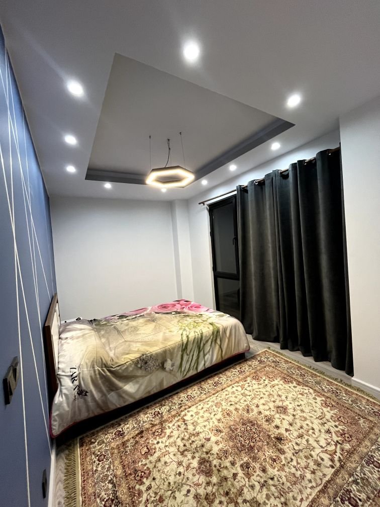 سه خوابه استخردار شاه باغی