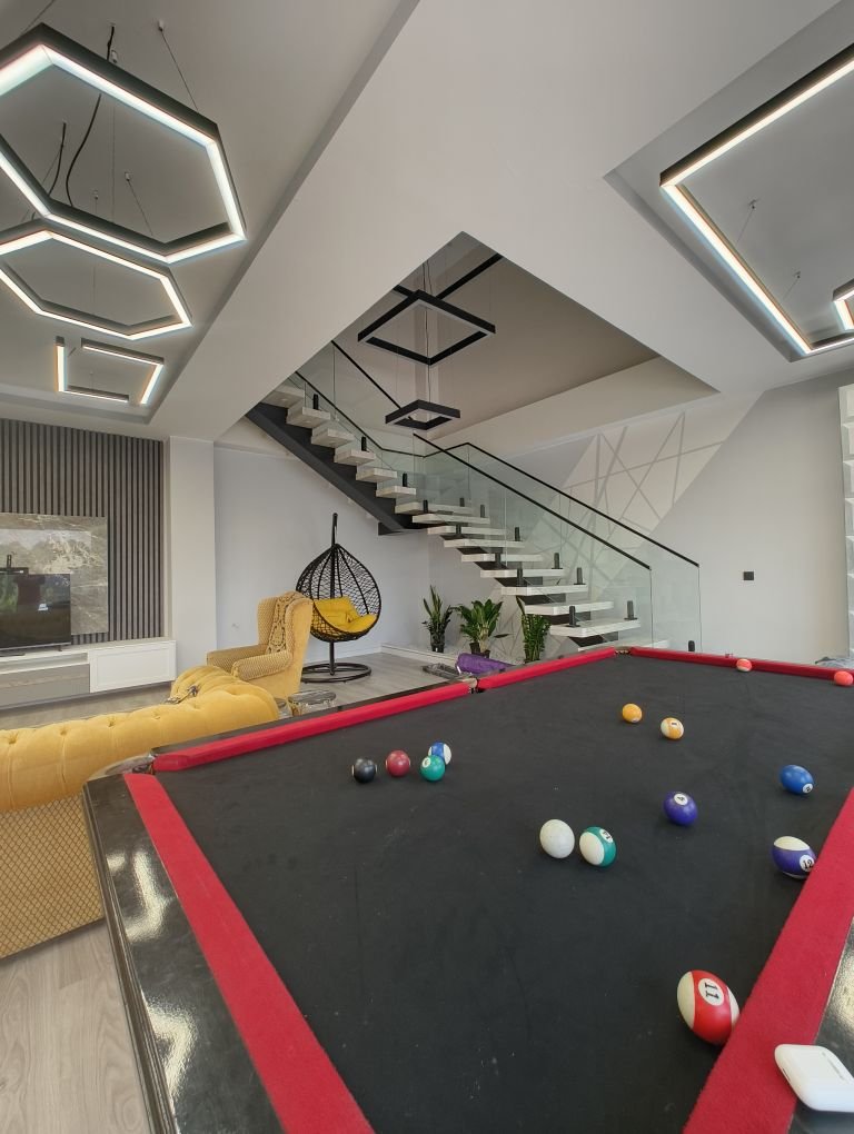 سه خوابه استخردار شاه باغی