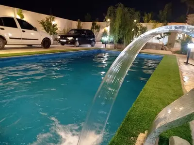 ویلا دوخوابه استخر آبگرم کردان چهارباغ