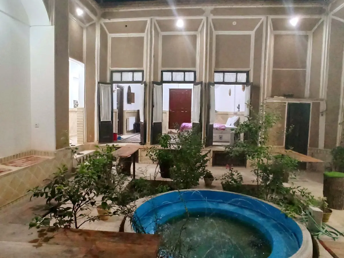 بوم گردی شاخه نبات - واحد ۴ زیرزمین