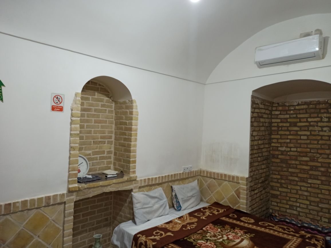 بومگردی شاخه نبات - واحد ۵ زیرزمین