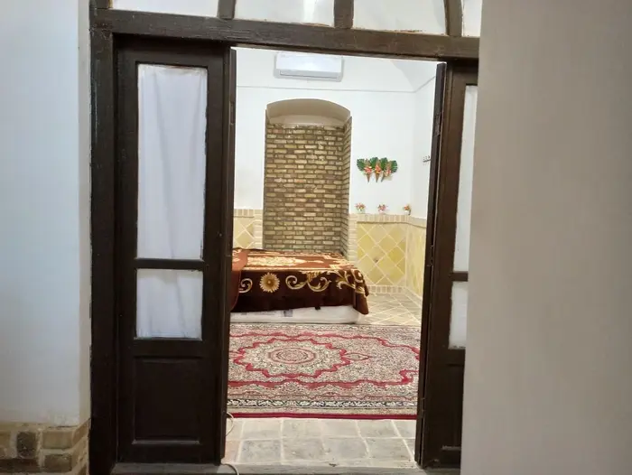 بوم گردی شاخه نبات - واحد ۵ زیرزمین