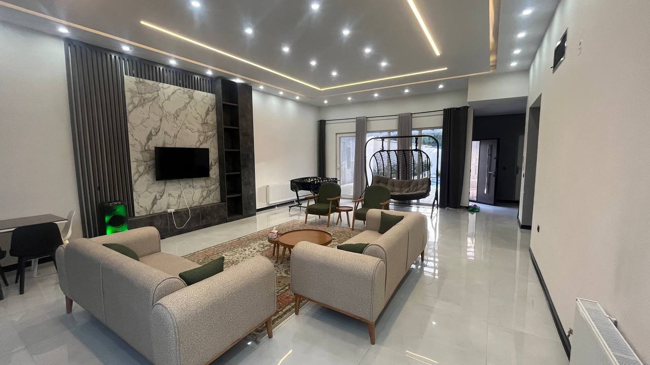 ویلا دوخوابه استخردار آبگرم آذرخش