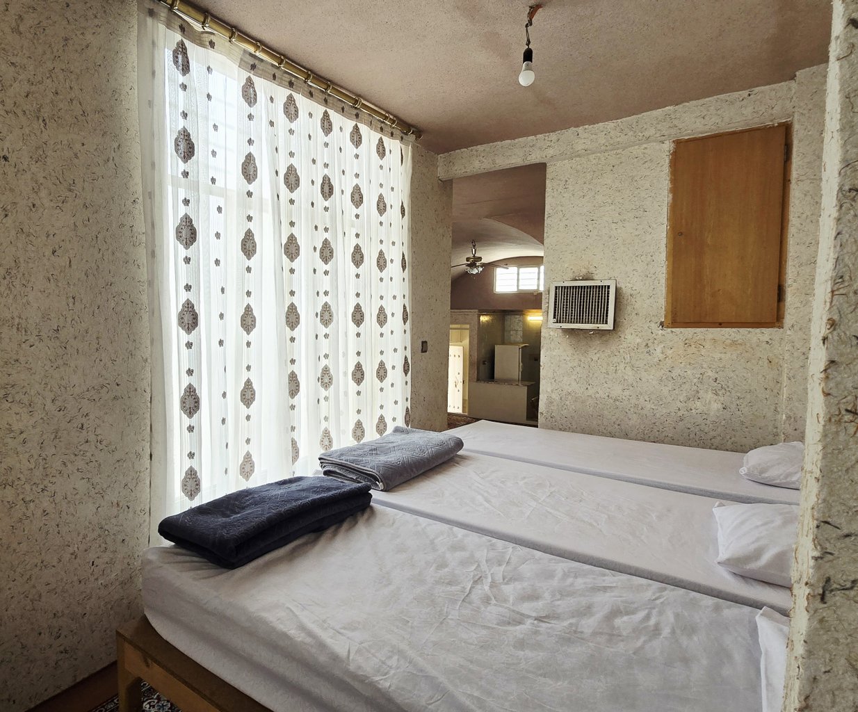 سوئیت یک خوابه سنتی امیرچخماق