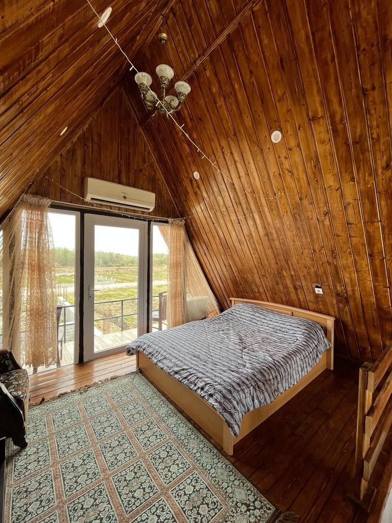 دوخوابه سوئیسی آدُور