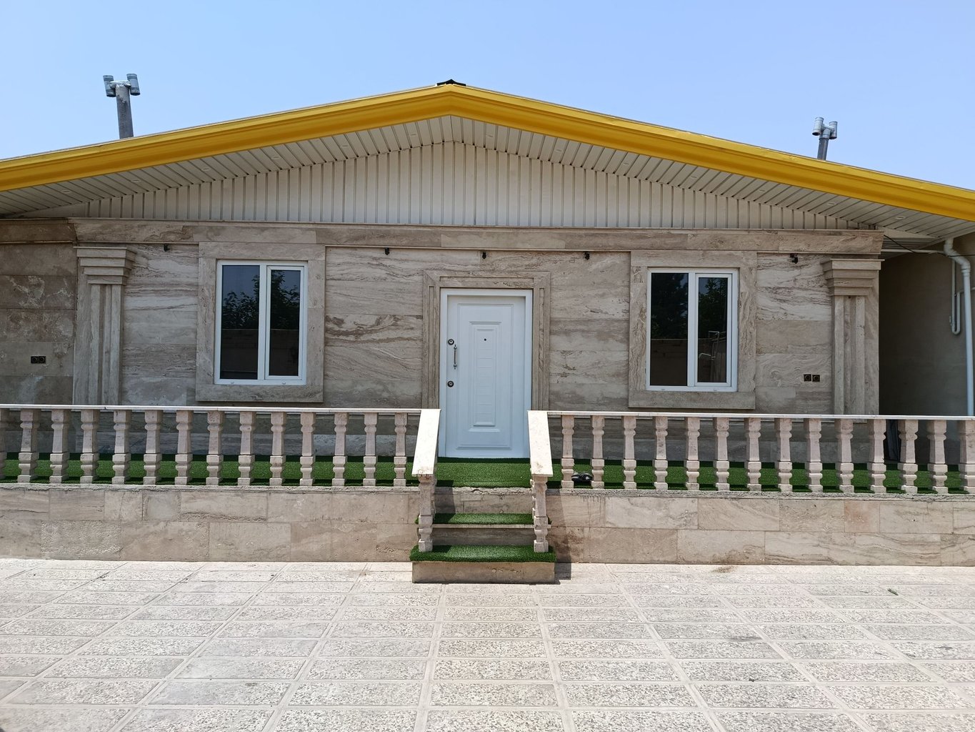 دوخوابه فلت استخردار آبگرم آیهان