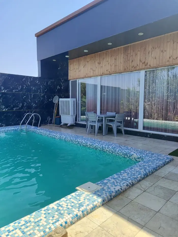 ویلا دوخوابه استخر آبگرم خورشید