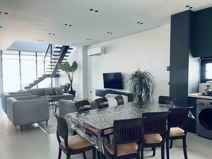 ویلا پنج خوابه استخردار آبگرم ویلاو - انتخاب عنوان تصویر