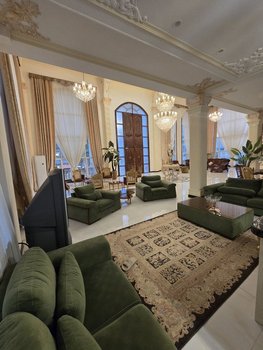 ویلا چهارخوابه استخردار آبگرم کاخ سلطنتی