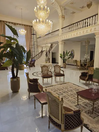 ویلا چهارخوابه استخردار آبگرم کاخ سلطنتی