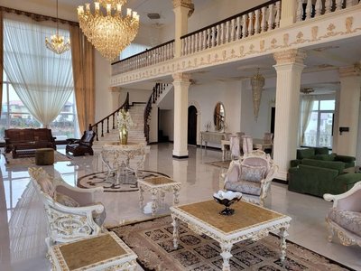 ویلا چهارخوابه استخردار آبگرم کاخ سلطنتی