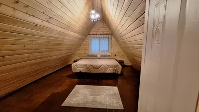 کلبه دوخوابه سوئیسی کوهستانی باروما