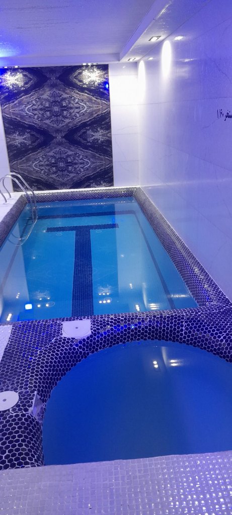 ویلا چهارخوابه استخردار گلهای ۸