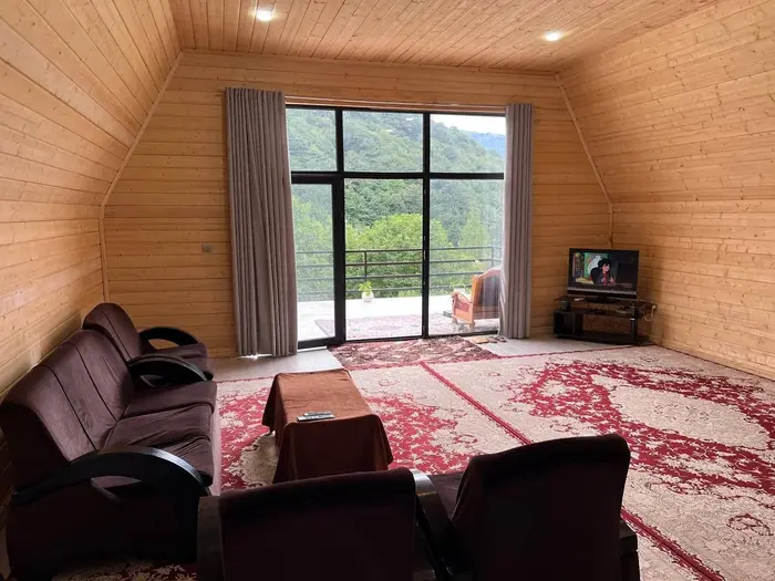 کلبه یک خوابه سوئیسی میران