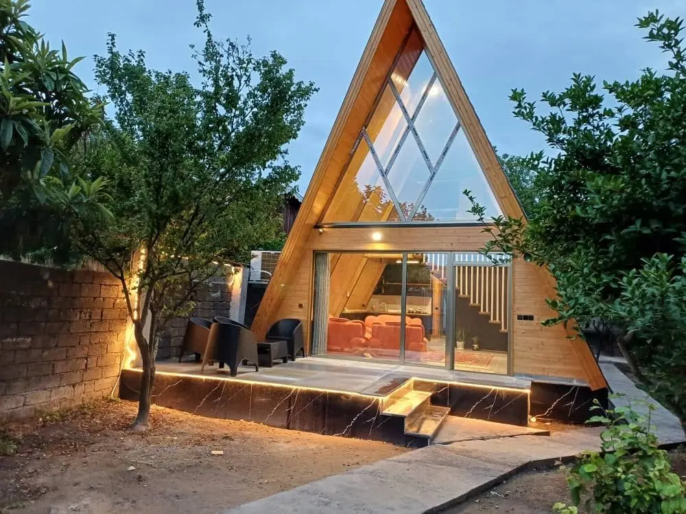 کلبه دوخوابه سوئیسی دیار