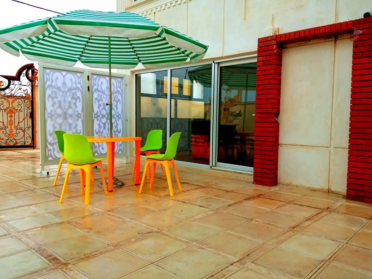 سوئیت فلت زمرد