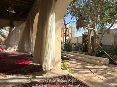 بومگردی عمارت چند درخت - واحد ساحل