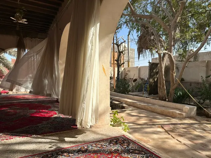 هاستل عمارت چند درخت - واحد ساحل