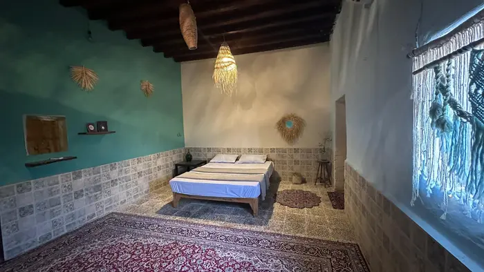 هاستل عمارت چند درخت - واحد گل کاغذی