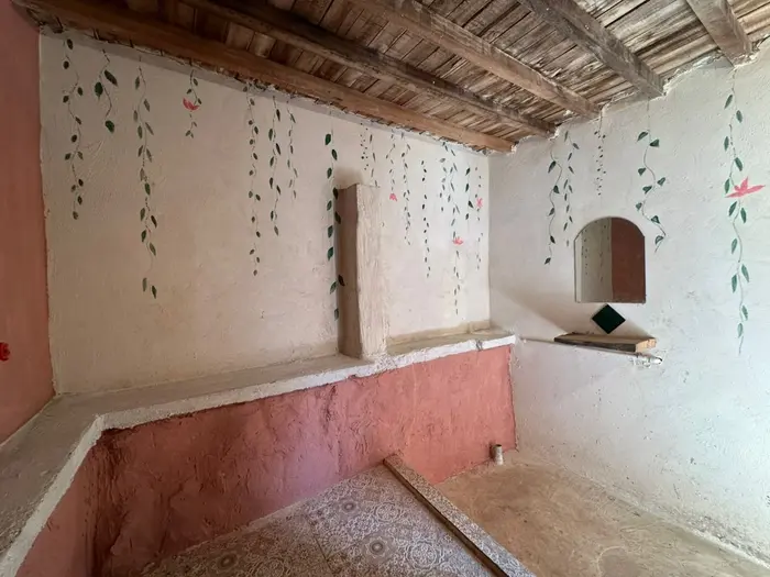 هاستل عمارت چند درخت - واحد گل کاغذی