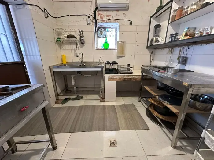 هاستل عمارت چند درخت - واحد دریا - عمارت چند درخت - واحد دریا