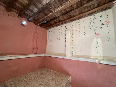 بومگردی عمارت چند درخت - واحد گل کاغذی