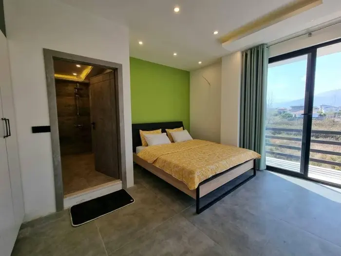 ویلا چهارخوابه استخردار آبگرم آزادی