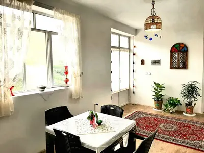 بومگردی دوخوابه بُندار