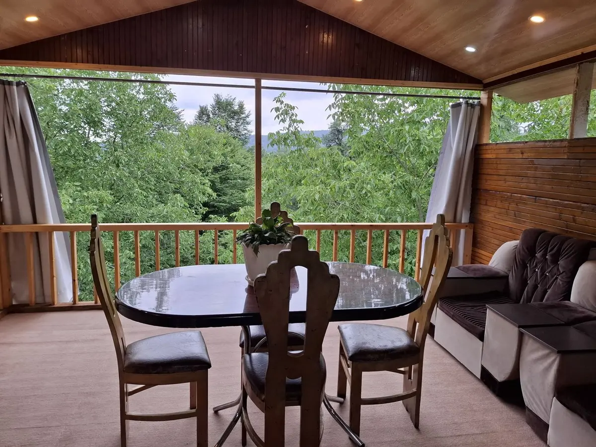 کلبه یک خوابه جنگلی بنفشه 2