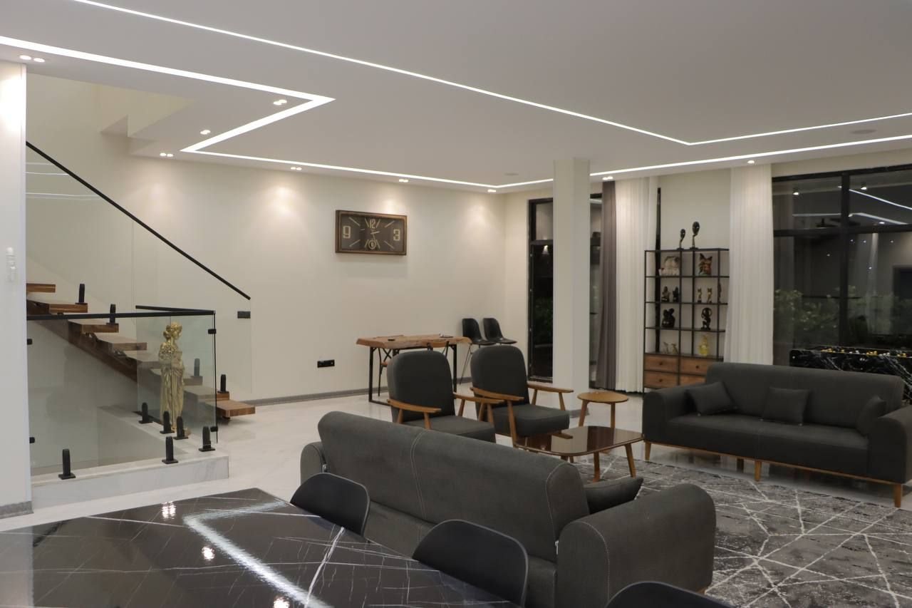 ویلا چهارخوابه استخردار آبگرم شارمین