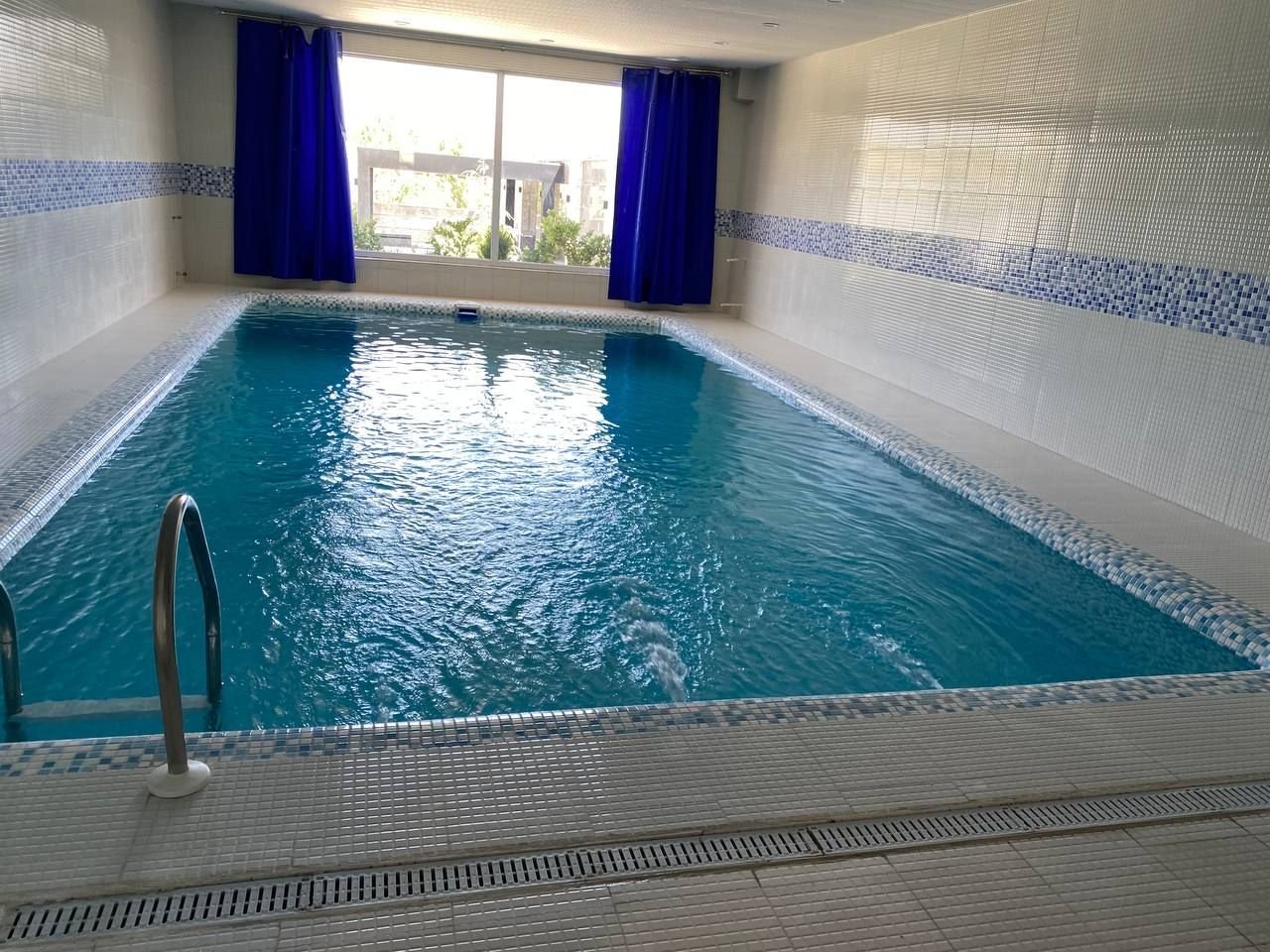 ویلا چهارخوابه استخردار آبگرم شارمین