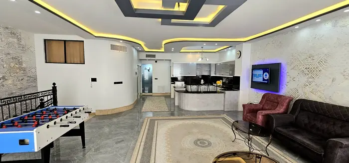 ویلا سه خوابه استخردار چهارفصل برگ زرد - حال و پذیرایی