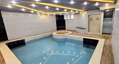 ویلا سه خوابه استخردار چهارفصل برگ زرد